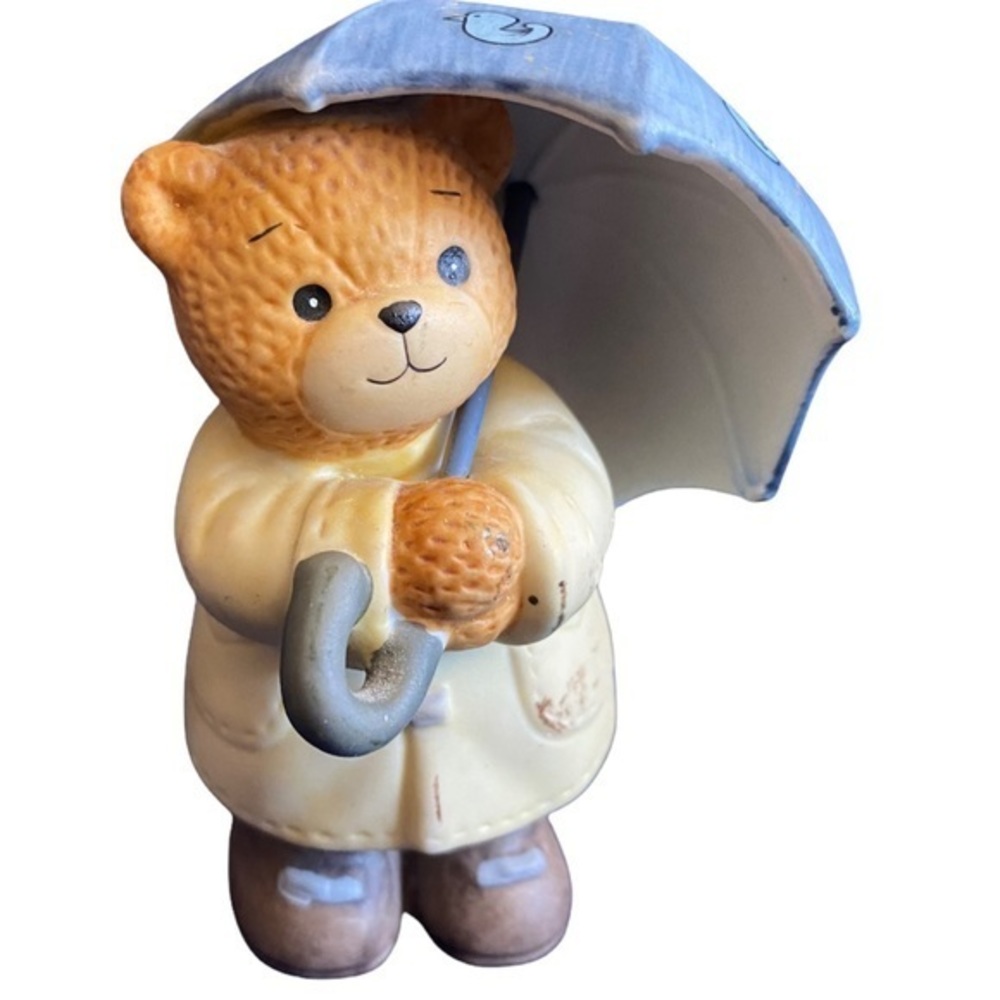Vintage 1985 Lucy & Me by Enesco Designed by Lucy Rigg - Rainy Day Bear